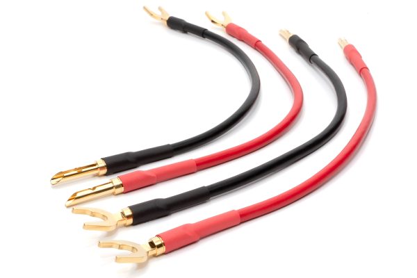 enoaudio Mogami 3103 High Definition Bi-Wire-Lautsprecherkabel (4er-Set) | VIABLUE 24k Gold T6S Bananenstecker - Kabelschuhe (Spades)